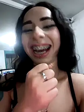 hanna  azumi online show from March 7, 7:19 am