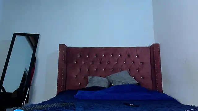 edwin mosquera1 online show from August 3, 2:43 am
