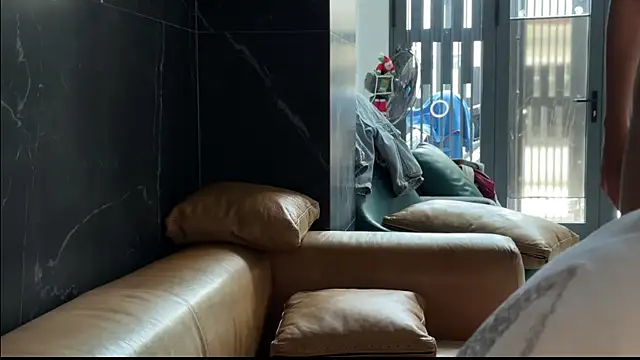 Flying-Dutchmana online show from April 13, 4:51 am