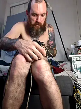 Snapshot of lit702 chatting on October 27, 8:29 am lit702 online show from October 27, 8:29 am