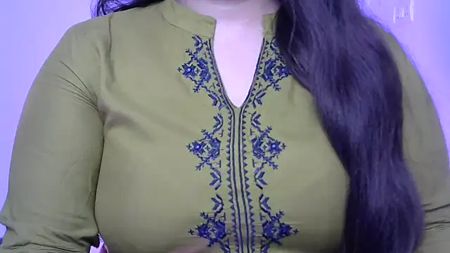 Cute-Ayesha online show from October 12, 8:24 am