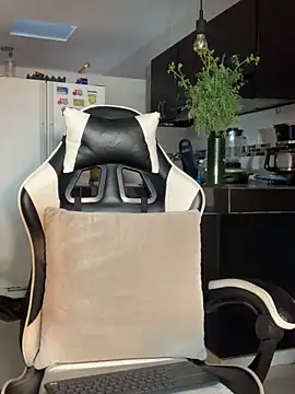 Adam Byker online show from April 20, 11:06 pm