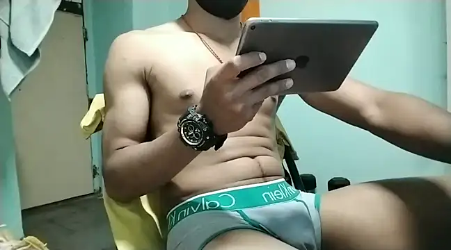 Snapshot of vicky0805 chatting on January 15, 9:13 am vicky0805 online show from January 15, 9:13 am