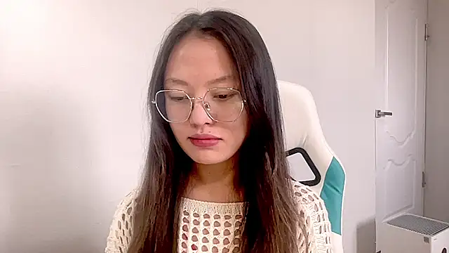 Risalynn online show from January 15, 5:29 am