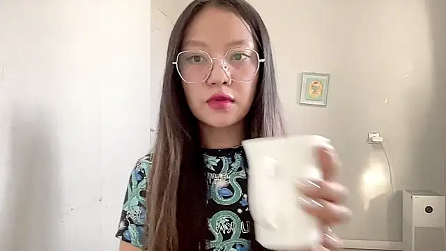 Risalynn online show from February 22, 3:12 am