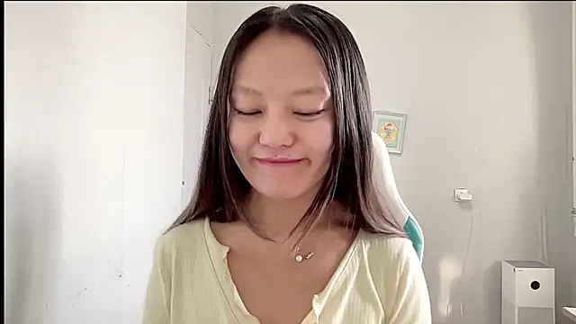 Risalynn online show from March 2, 3:13 am