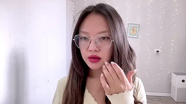 Risalynn online show from March 15, 3:07 am