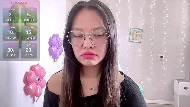 Risalynn online show from March 20, 3:23 am