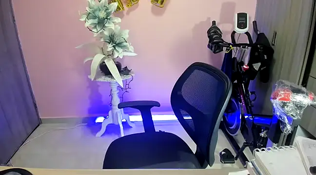 KAROL MILF online show from December 3, 12:46 am