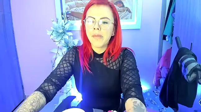 KAROL MILF online show from March 18, 1:10 am