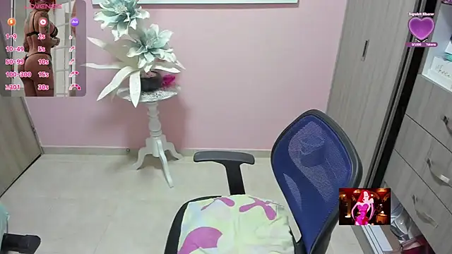 KAROL MILF online show from February 24, 12:41 am