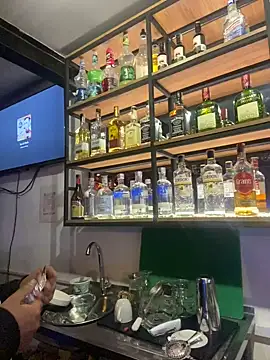 Miaa coopeer online show from December 26, 8:32 pm