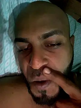 islandvybee55 online show from September 15, 6:57 am