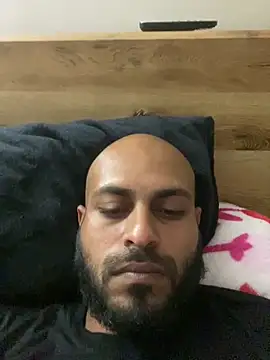 islandvybee55 online show from March 12, 2:45 pm