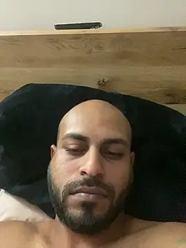 islandvybee55 online show from April 1, 12:17 pm