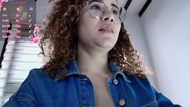 Charlotte11-11 online show from December 12, 5:59 pm