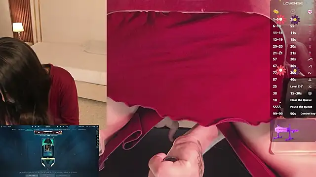 CookiesAndBoots online show from November 5, 4:12 am