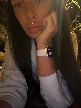 Snapshot of cicciolina chatting on July 1, 7:57 pm cicciolina online show from July 1, 7:57 pm