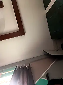 gym lover076 online show from October 27, 7:23 am