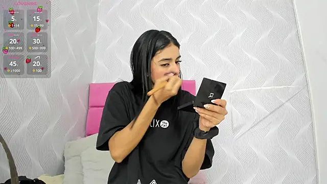 natalia aguirre1 online show from January 16, 12:31 pm