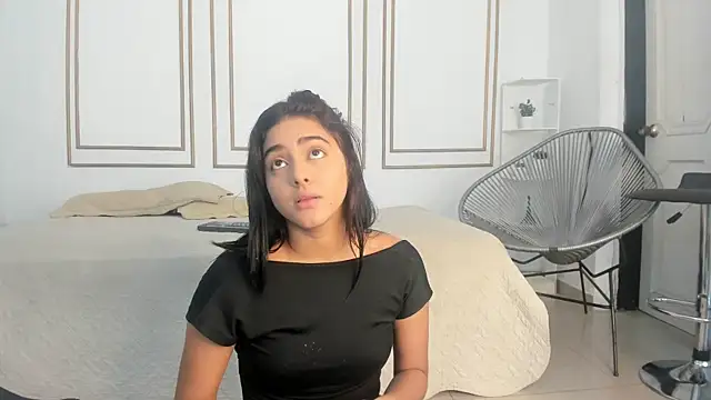 natalia aguirre1 online show from October 5, 12:14 pm