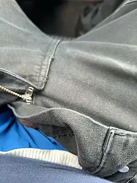 SukItSlo444 online show from February 20, 6:08 pm