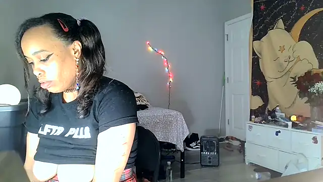 loveluna8 online show from January 6, 5:49 pm