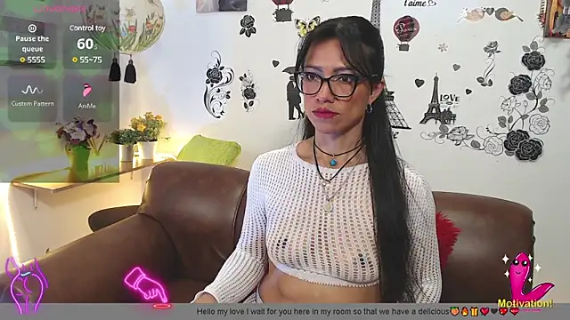 FernandaEloisa online show from March 15, 8:43 pm