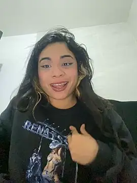 mysteriousgirl20 online show from January 6, 3:43 am