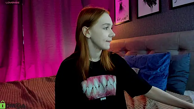 Lesi Moonie01 online show from April 15, 9:27 am