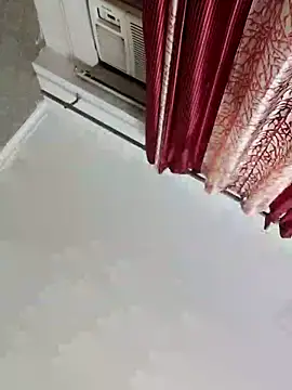 cutiecatty21 online show from September 17, 9:33 am