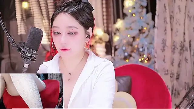 Missy Nana21 online show from October 11, 4:05 pm