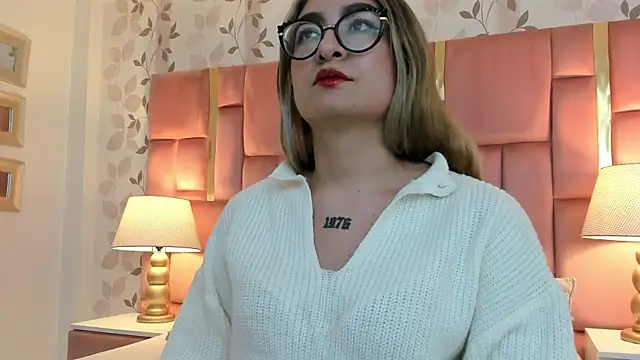 AmbarSantany online show from January 6, 11:18 pm