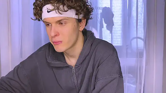 alyx garden online show from March 26, 9:48 am