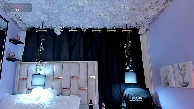 Nathan Smith  online show from December 4, 7:11 pm