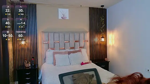 Nathan Smith  online show from April 13, 7:41 pm