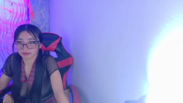  Emmaa Harper online show from October 26, 7:58 am