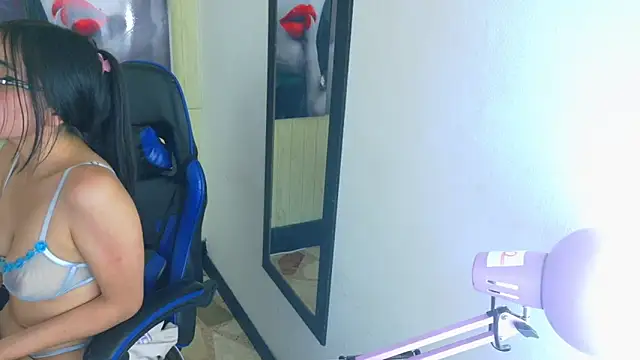  Emmaa Harper online show from November 23, 6:13 am