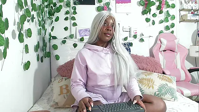  amy rojas  online show from February 24, 12:41 am