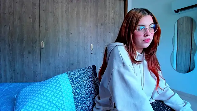 Snapshot of kittyandrick chatting on March 10, 9:18 pm kittyandrick online show from March 10, 9:18 pm