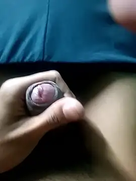 Snapshot of AloneDick chatting on January 12, 9:03 am AloneDick online show from January 12, 9:03 am