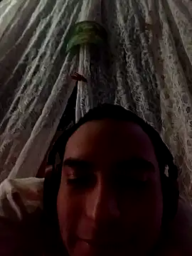 Snapshot of DaniSexFlow chatting on November 7, 4:34 am DaniSexFlow online show from November 7, 4:34 am