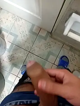 Snapshot of DaniSexFlow chatting on November 12, 8:04 am DaniSexFlow online show from November 12, 8:04 am