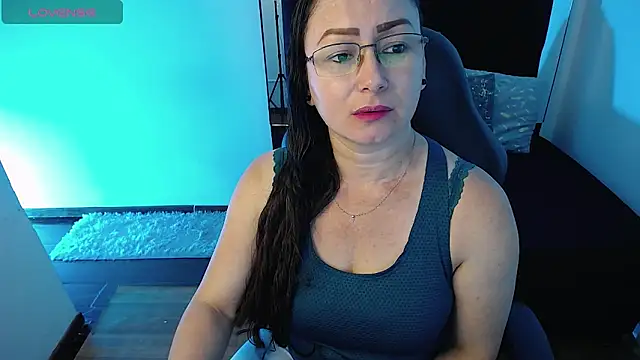 milly sanchez online show from April 16, 9:15 pm