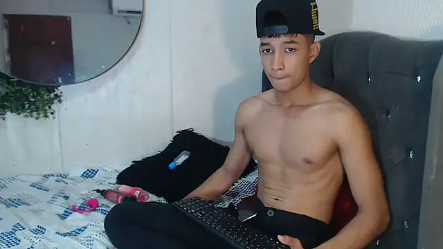 jose sexycumm online show from March 13, 8:22 pm
