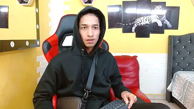 jose sexycumm online show from October 9, 7:23 pm