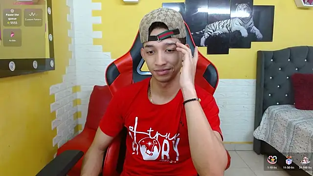 jose sexycumm online show from December 5, 8:05 pm