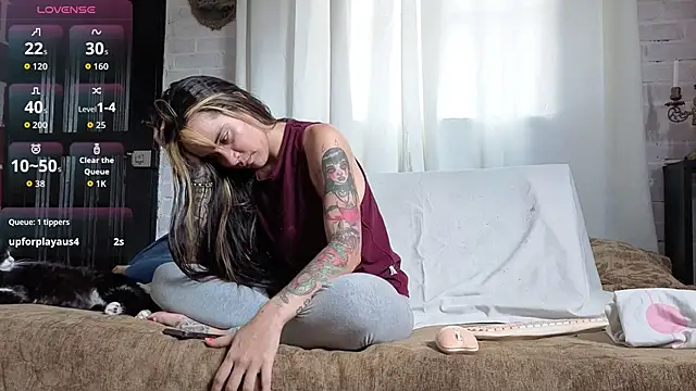 Snapshot of Kimandyuk chatting on December 18, 6:47 pm Kimandyuk online show from December 18, 6:47 pm