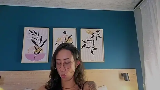 GabyPetit online show from October 29, 7:59 pm