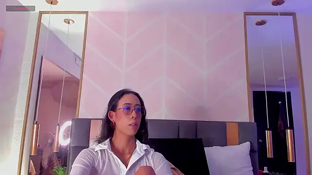 GabyPetit online show from February 3, 7:52 pm